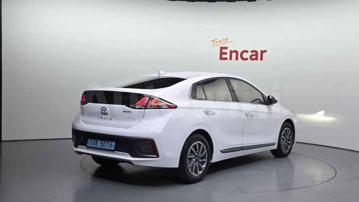 Hyundai Ioniq 2020 — 2