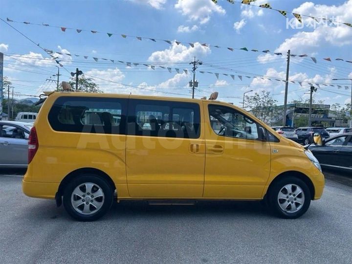 Hyundai Starex 2015 — 4