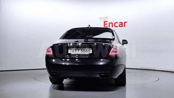Rolls Royce Ghost 2023 — 4