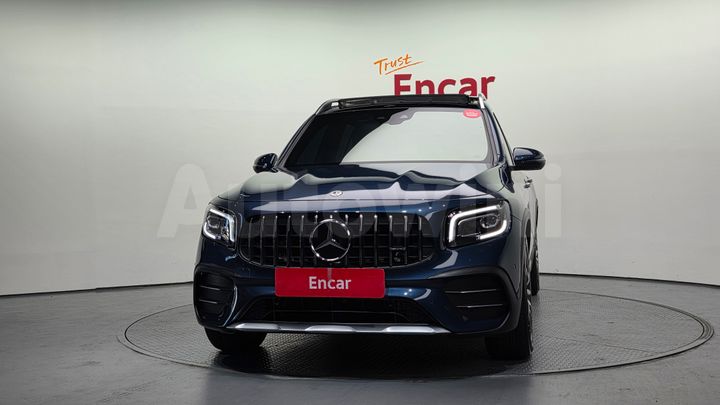 Mercedes Benz GLB Class 2023 — 3