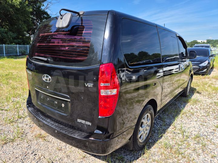 Hyundai Starex 2015 — 5