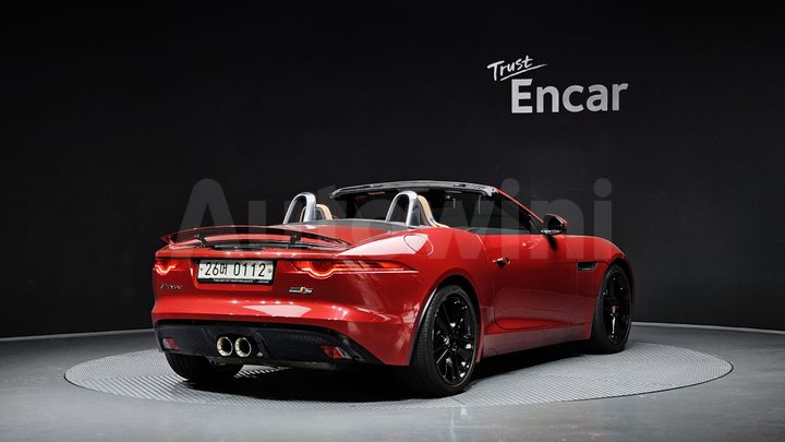 Jaguar F Type