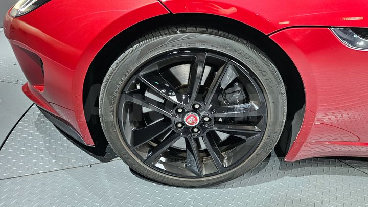 Jaguar F Type