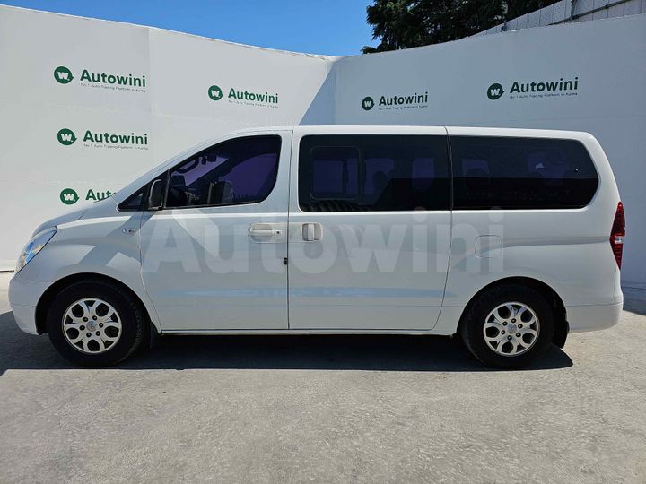 Hyundai Starex 2016 — 2