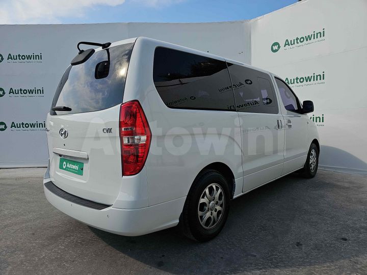 Hyundai Starex 2016 — 5