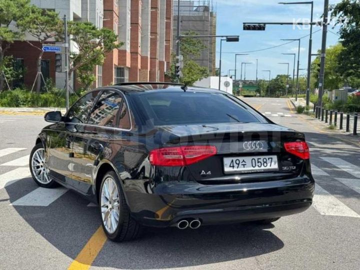 Audi A4 2016 — 2