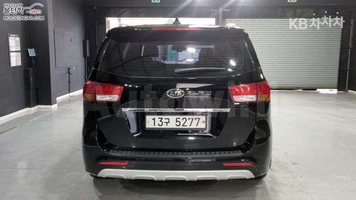 Kia Carnival 2015 — 4