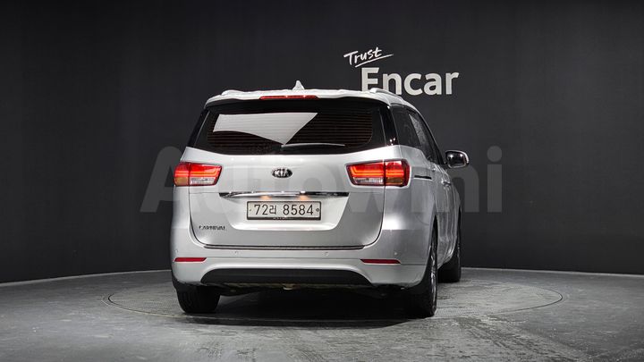 Kia Carnival 2016 — 4