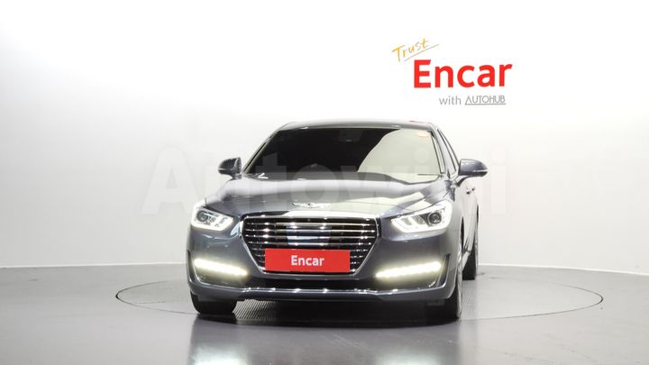 Genesis EQ900 2017 — 3