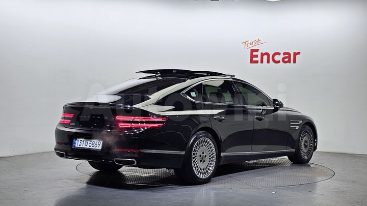 Genesis G80 2022 — 2