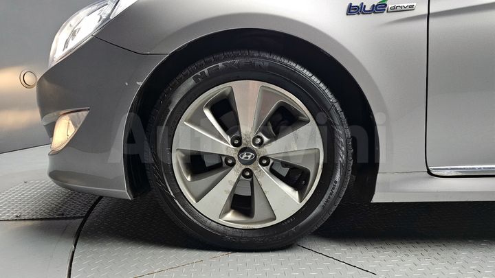 Hyundai Sonata 2012 — 5
