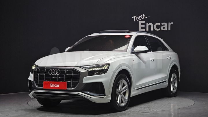 Audi Q8