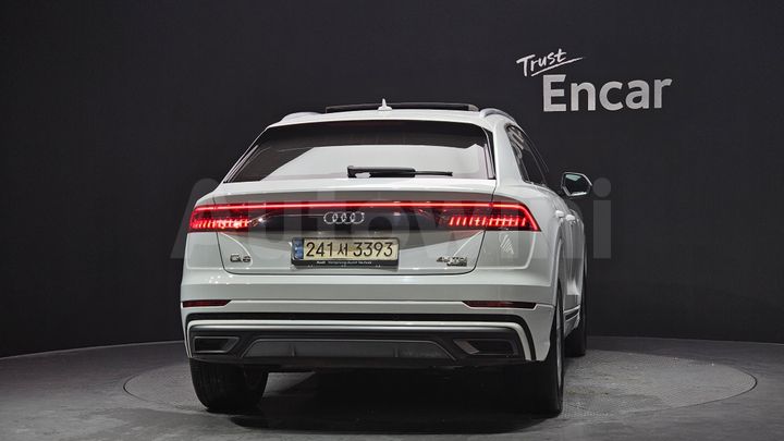 Audi Q8 2021 — 4