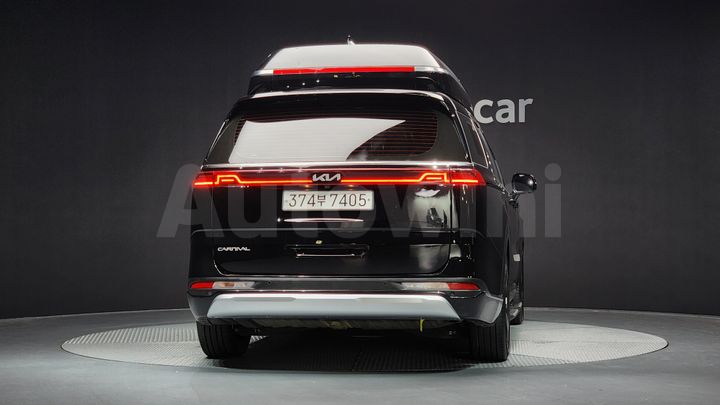 Kia Carnival 2023 — 4