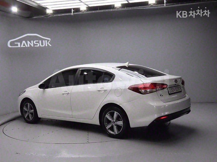 Kia K3 2018 — 3