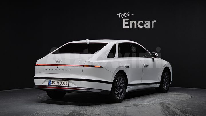 Hyundai Grandeur 2023 — 2