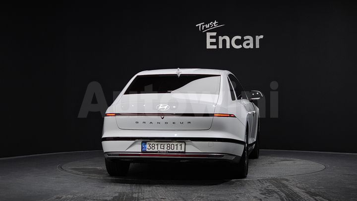 Hyundai Grandeur 2023 — 4