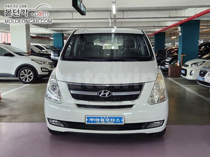 Hyundai Starex 2008 — 2