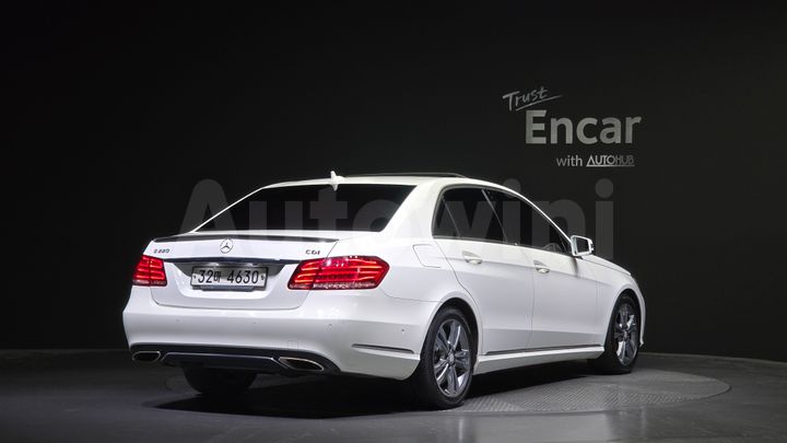 Mercedes-Benz E Class 2016 — 2