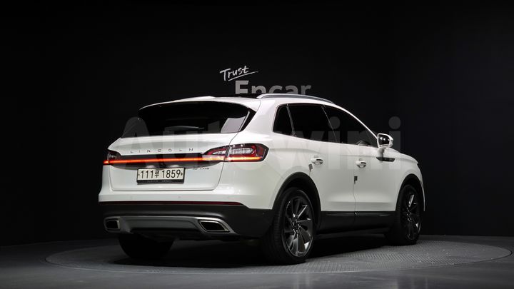 Lincoln Nautilus 2020 — 2