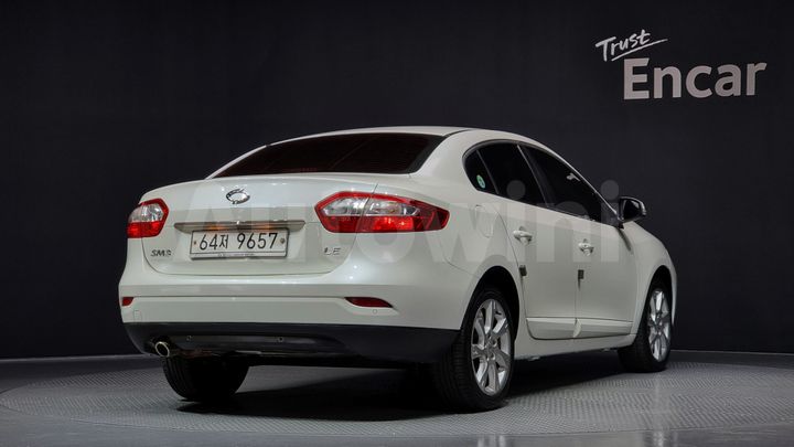 Renault SM3 2011 — 2