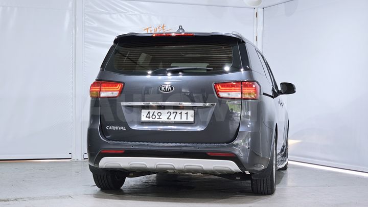 Kia Carnival 2016 — 4
