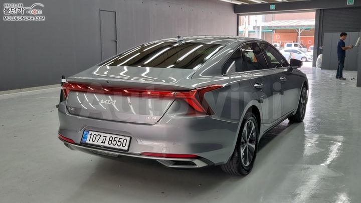 Kia K8 2021 — 2