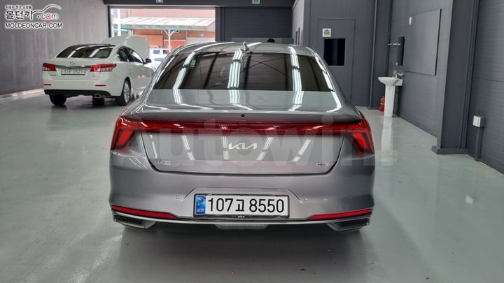 Kia K8 2021 — 4