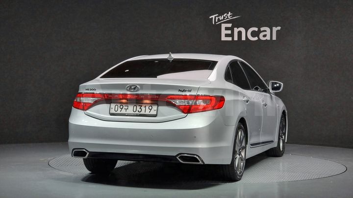 Hyundai Grandeur 2017 — 2