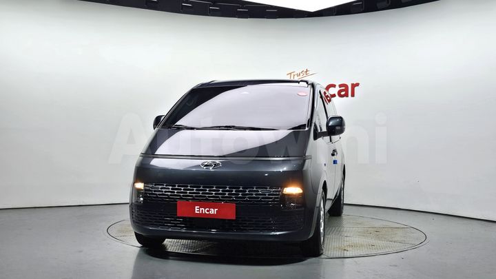 Hyundai Staria 2022 — 3