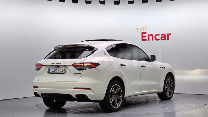 Maserati Levante 2018 — 2