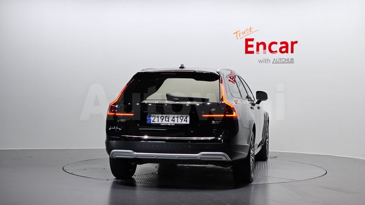 Volvo V90 2024 — 4