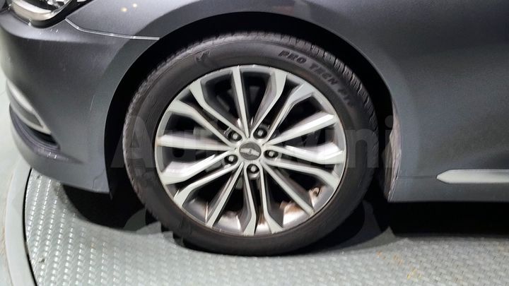Hyundai Genesis 2016 — 5