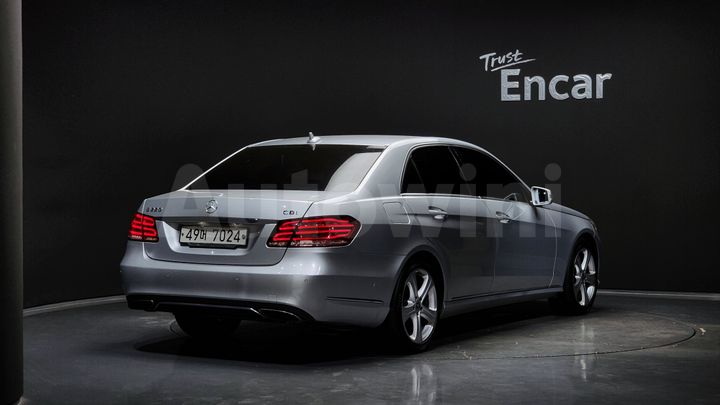 Mercedes Benz E Class 2014 — 2