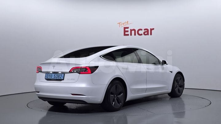 Tesla Model 3 2020 — 2