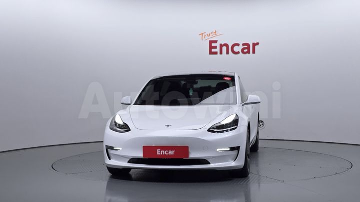 Tesla Model 3 2020 — 3