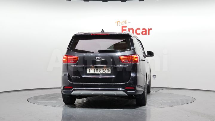 Kia Carnival 2020 — 4