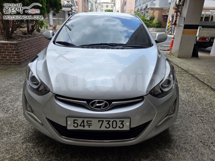 Hyundai Avante 2015 — 2