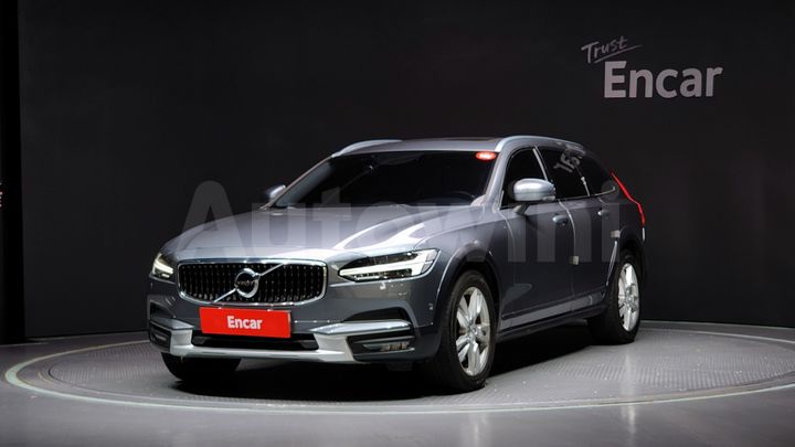 Volvo V90