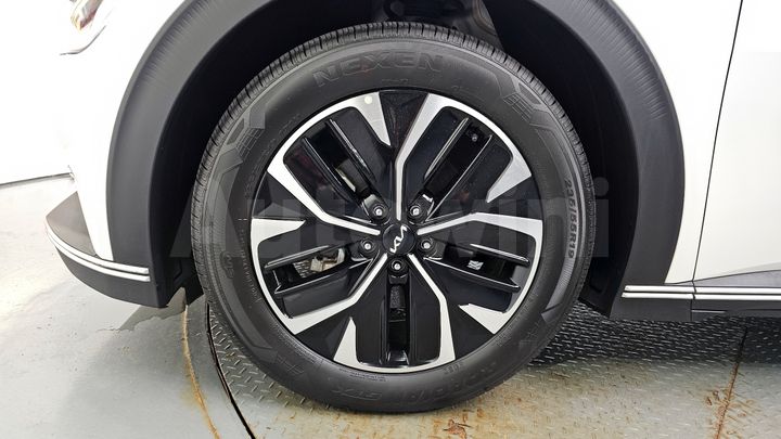 Kia EV6 2022 — 5