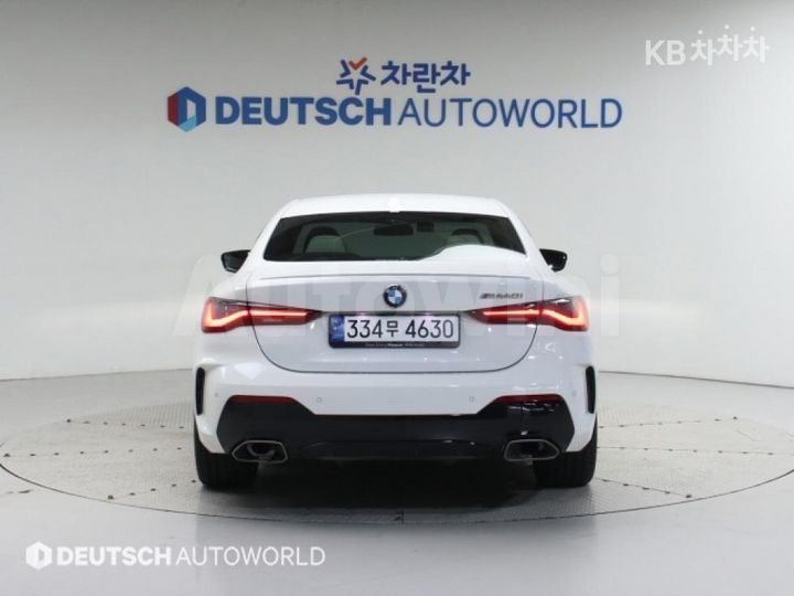 BMW 4 Series 2024 — 4