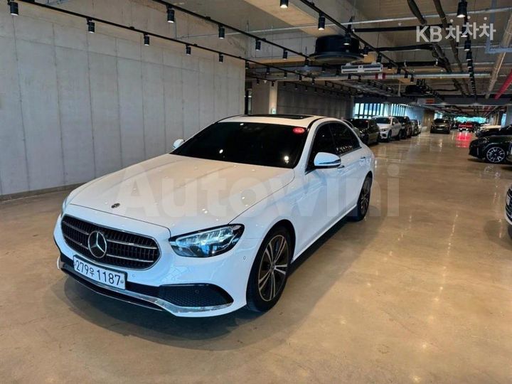 Mercedes-Benz E Class 2021 — 2