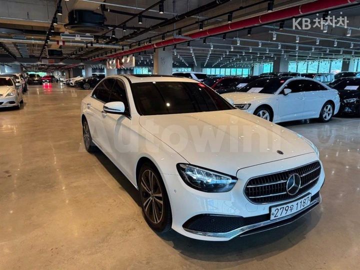 Mercedes-Benz E Class 2021 — 3