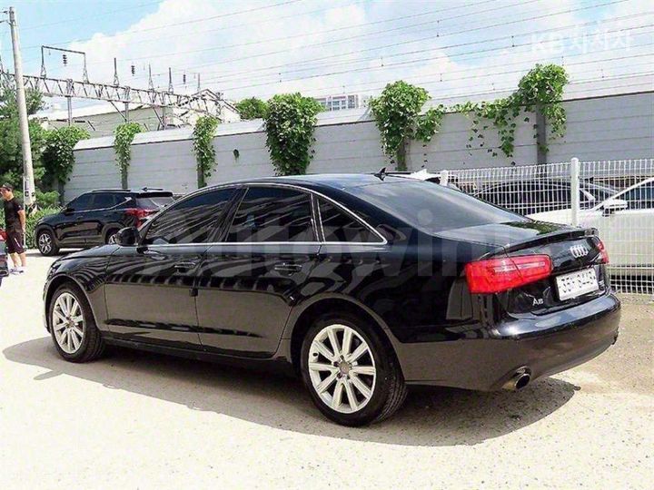 Audi A6 2012 — 3