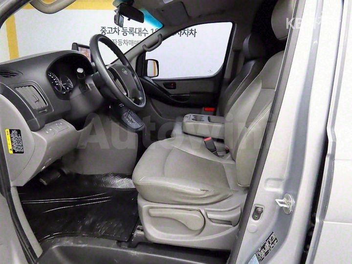 Hyundai Starex 2017 — 5