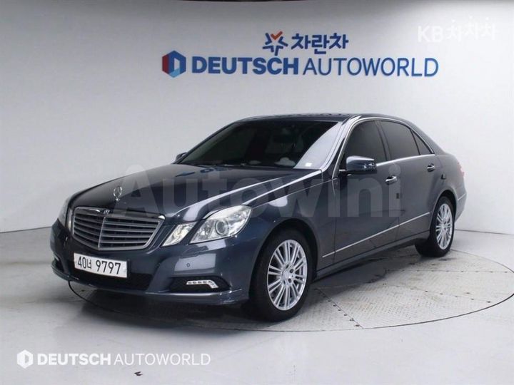 Mercedes-Benz E Class 2010 — 2