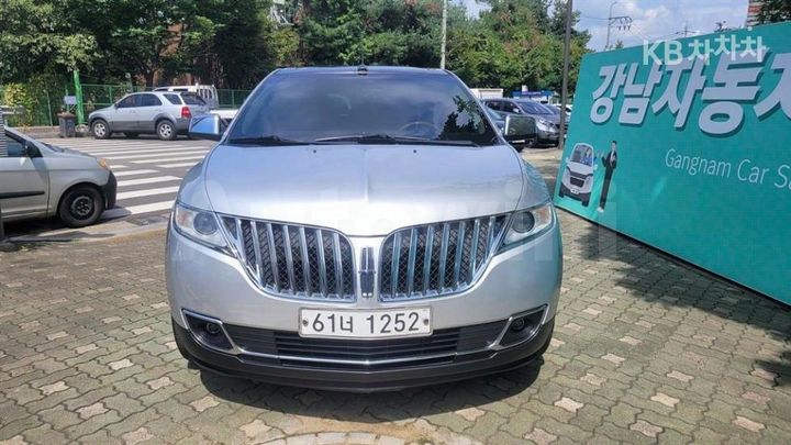 Lincoln MKX 2013 — 3