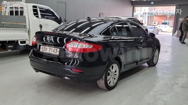 Renault SM3 2013 — 2