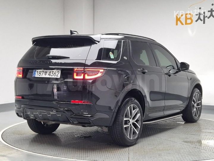 Land Rover Discovery Sport 2024 — 3