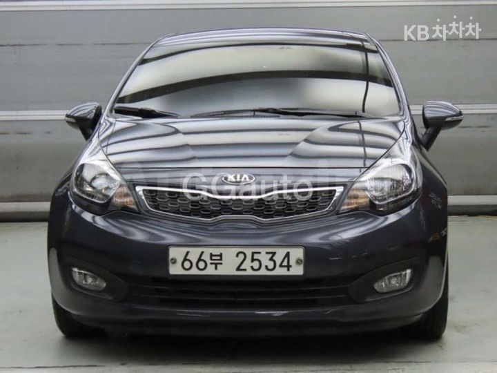 Kia Pride 2014 — 2